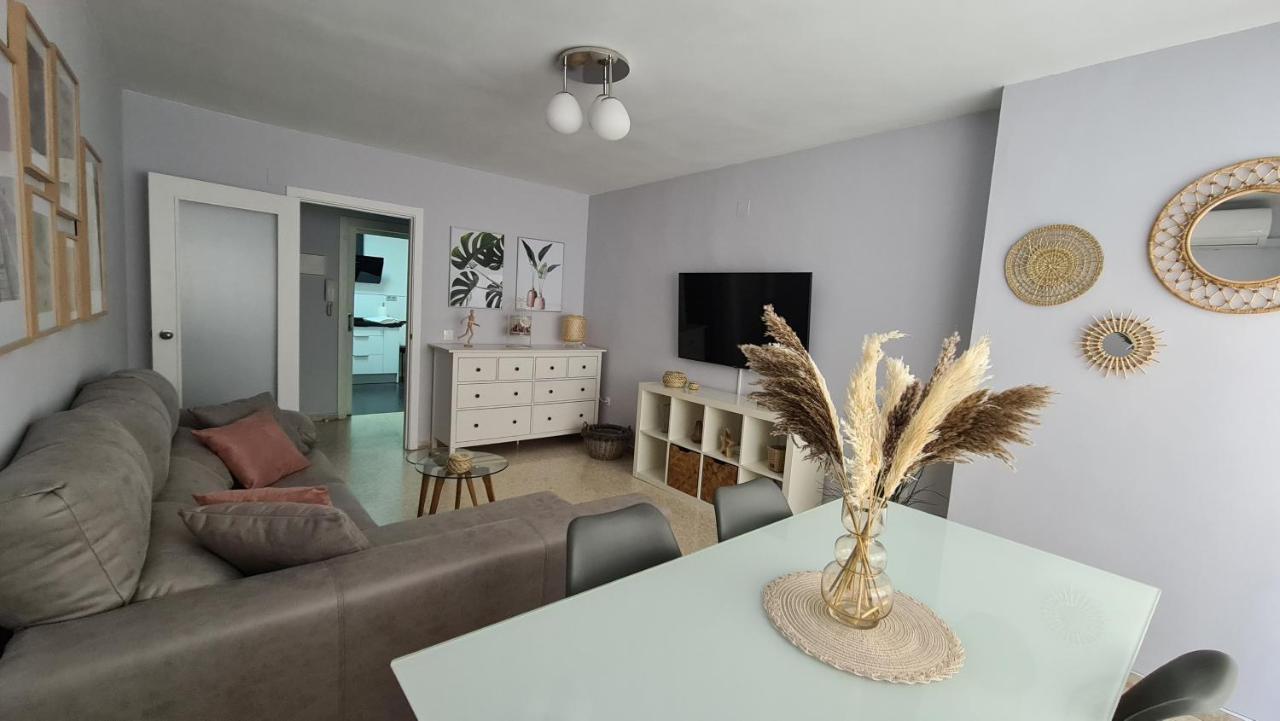 Ferienwohnung Vacacional Buyma - Parking Privado -Gratuito- Málaga Exterior foto