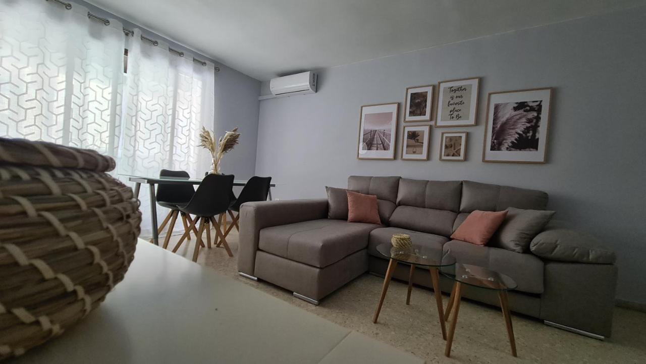 Ferienwohnung Vacacional Buyma - Parking Privado -Gratuito- Málaga Exterior foto