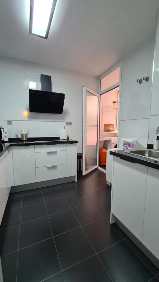 Ferienwohnung Vacacional Buyma - Parking Privado -Gratuito- Málaga Exterior foto