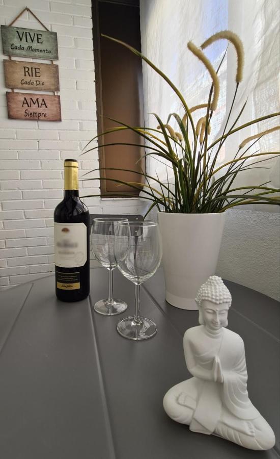 Ferienwohnung Vacacional Buyma - Parking Privado -Gratuito- Málaga Exterior foto